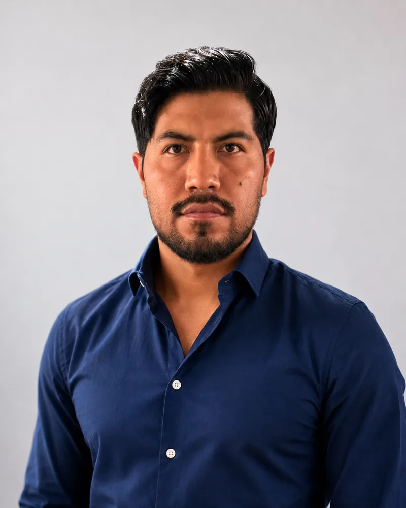 Portrait of Darwin Cubi